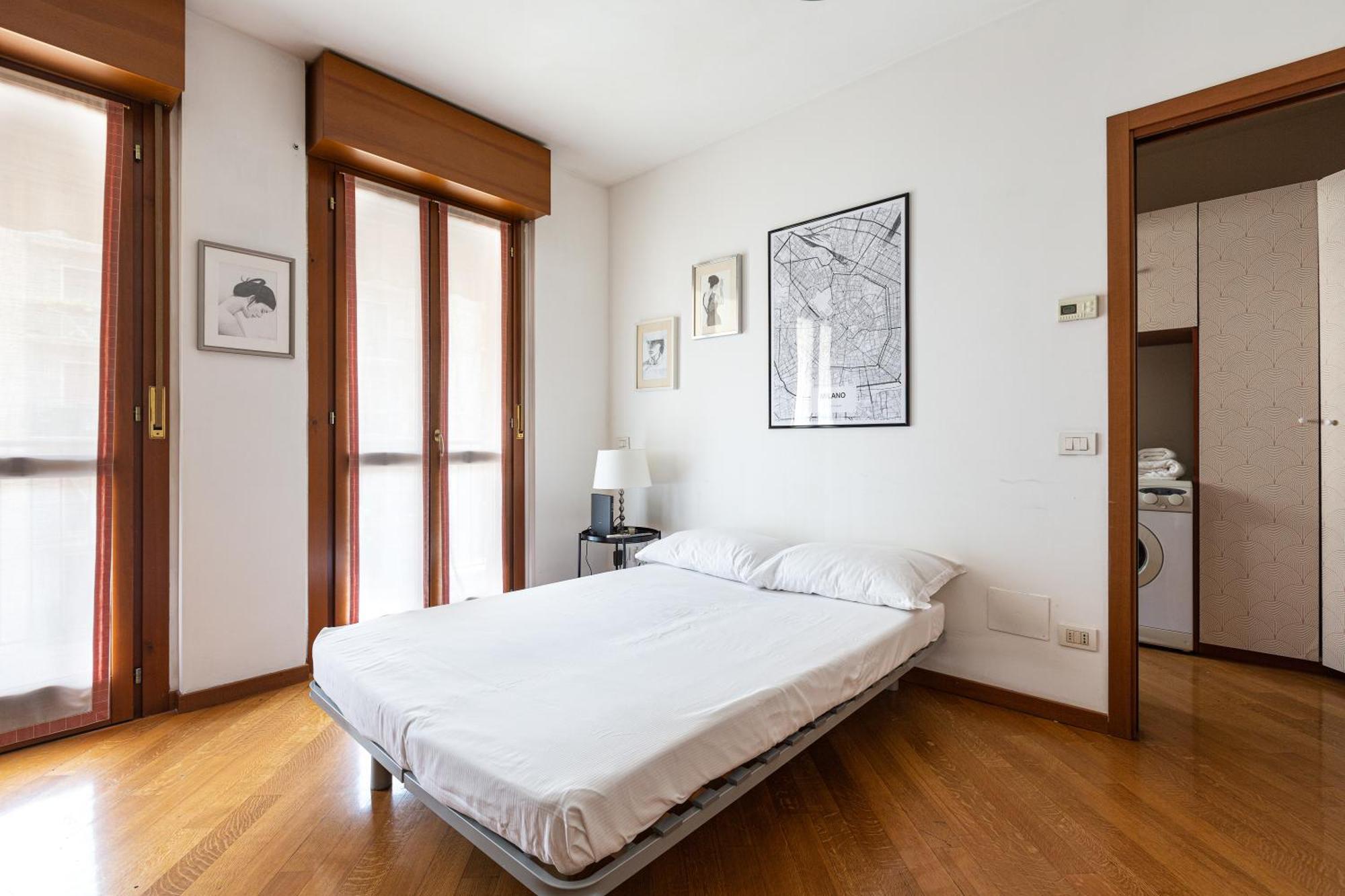 Cosy Studio With Balcony & Private Garage ミラノ エクステリア 写真